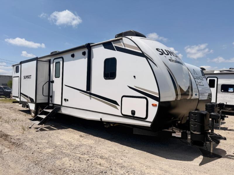 2022 Crossroads Rv Sunset Trail SS331BH in gretna NE