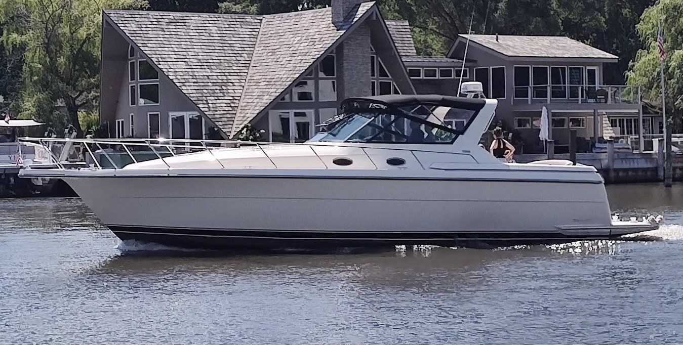 1997 Tiara Yachts 4000 EXPRESS in grand haven MI