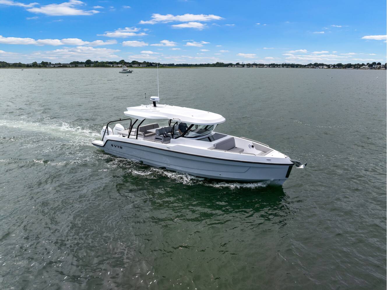 A photo of this 2026 Cruisers Yachts 38 VTR