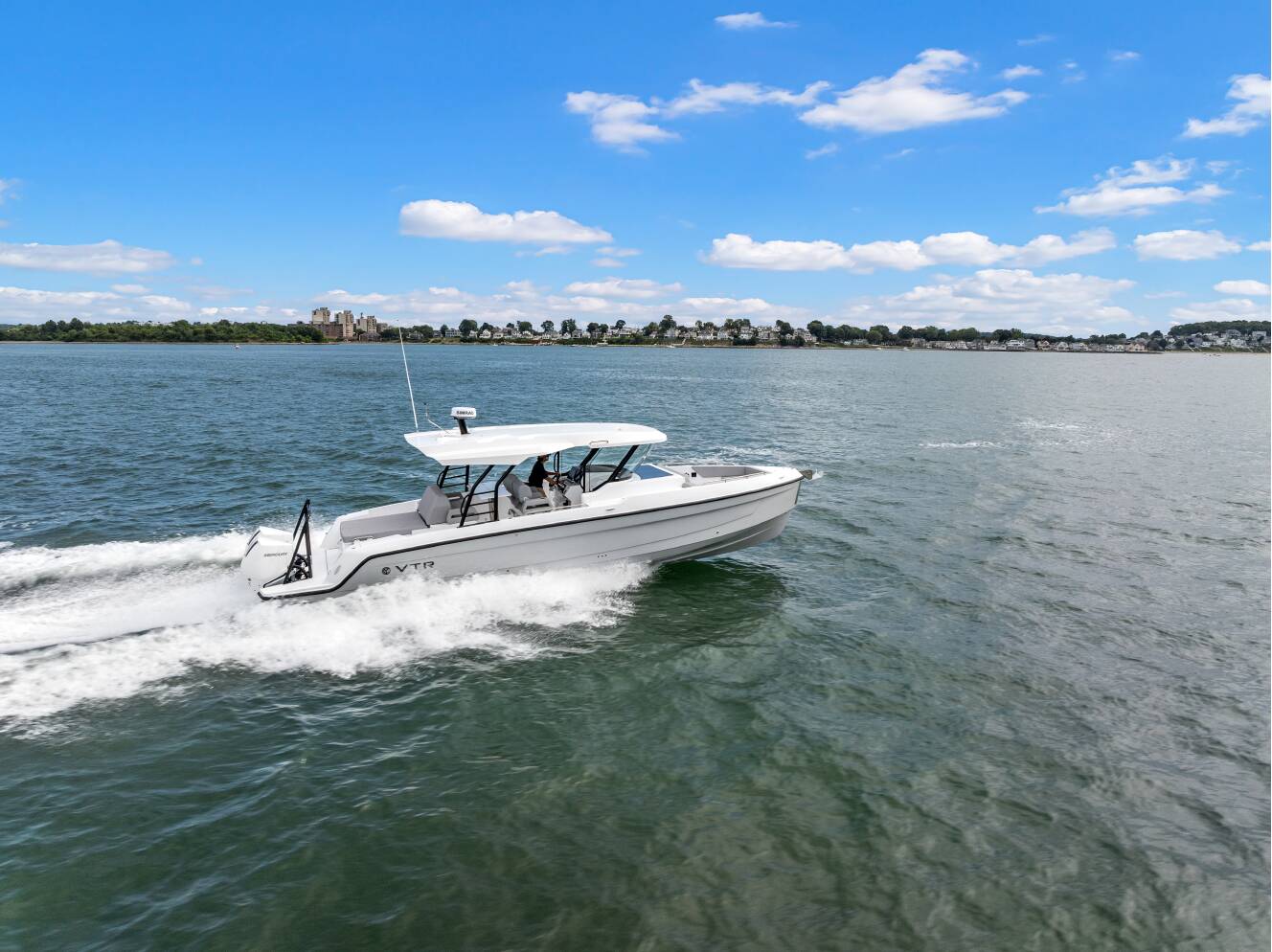 A photo of this 2026 Cruisers Yachts 38 VTR