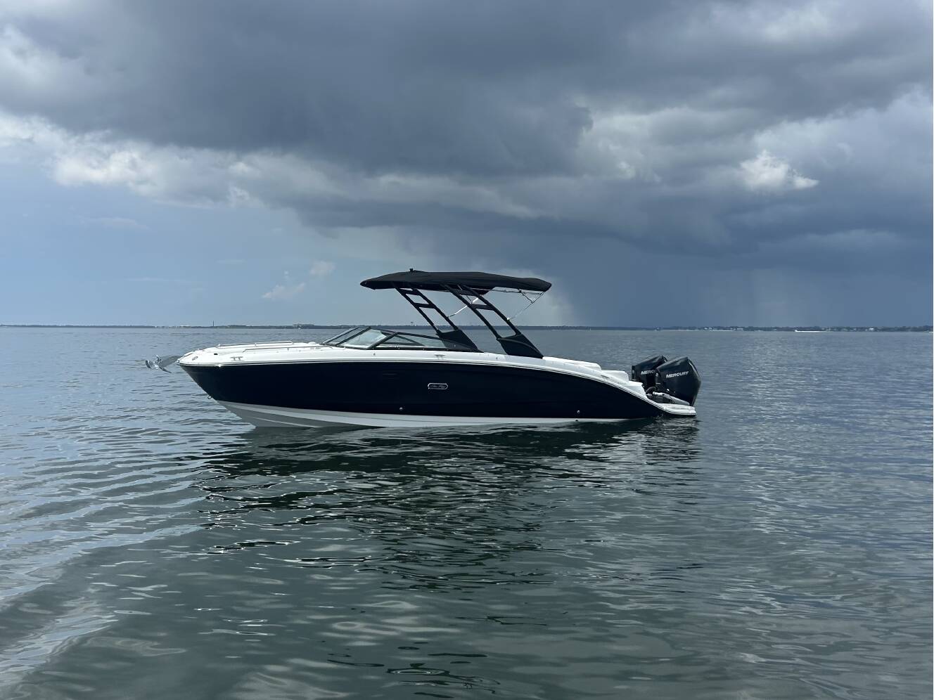 A photo of this 2027 Sea Ray SDX 290 Outboard