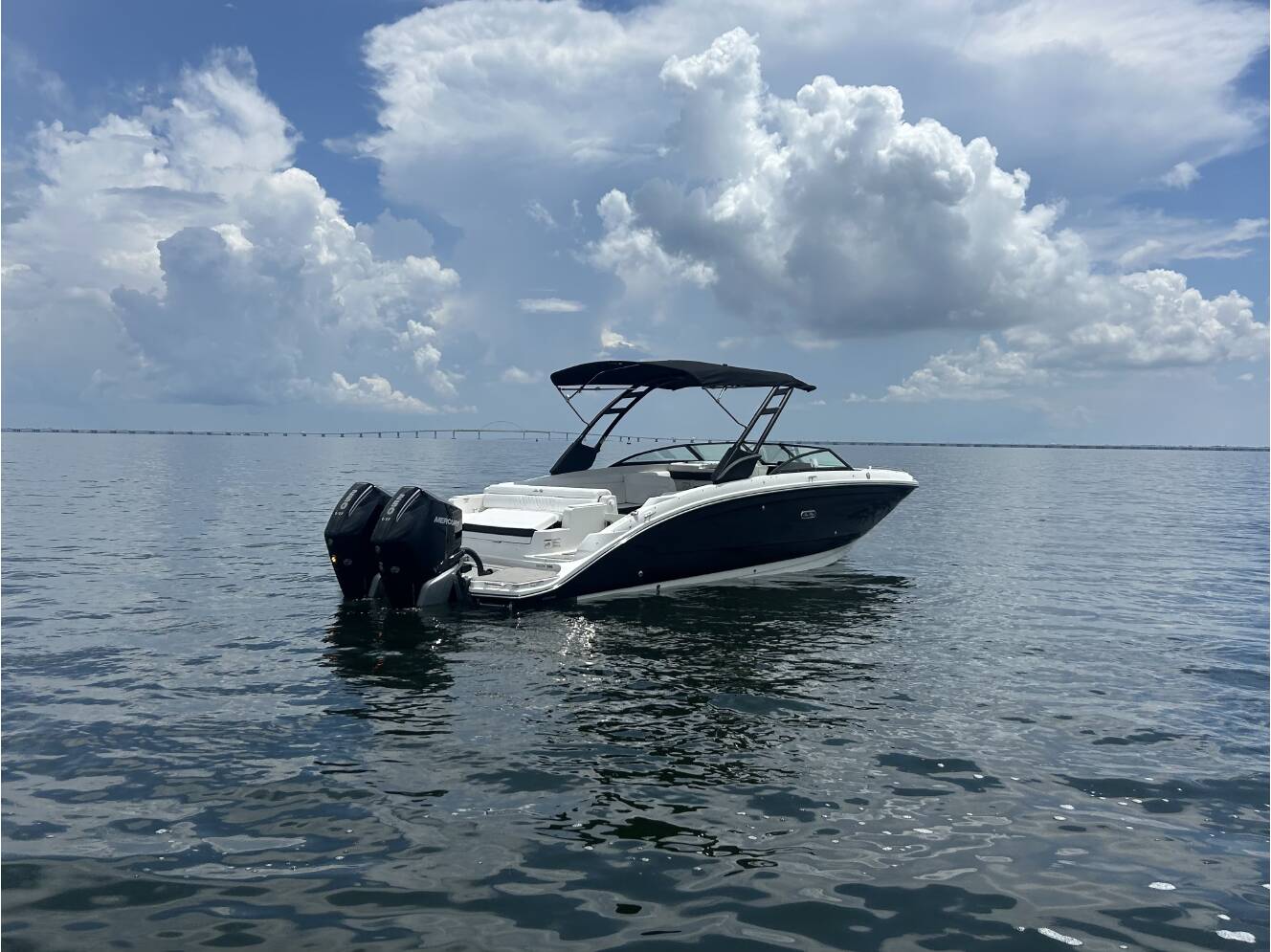 A photo of this 2027 Sea Ray SDX 290 Outboard