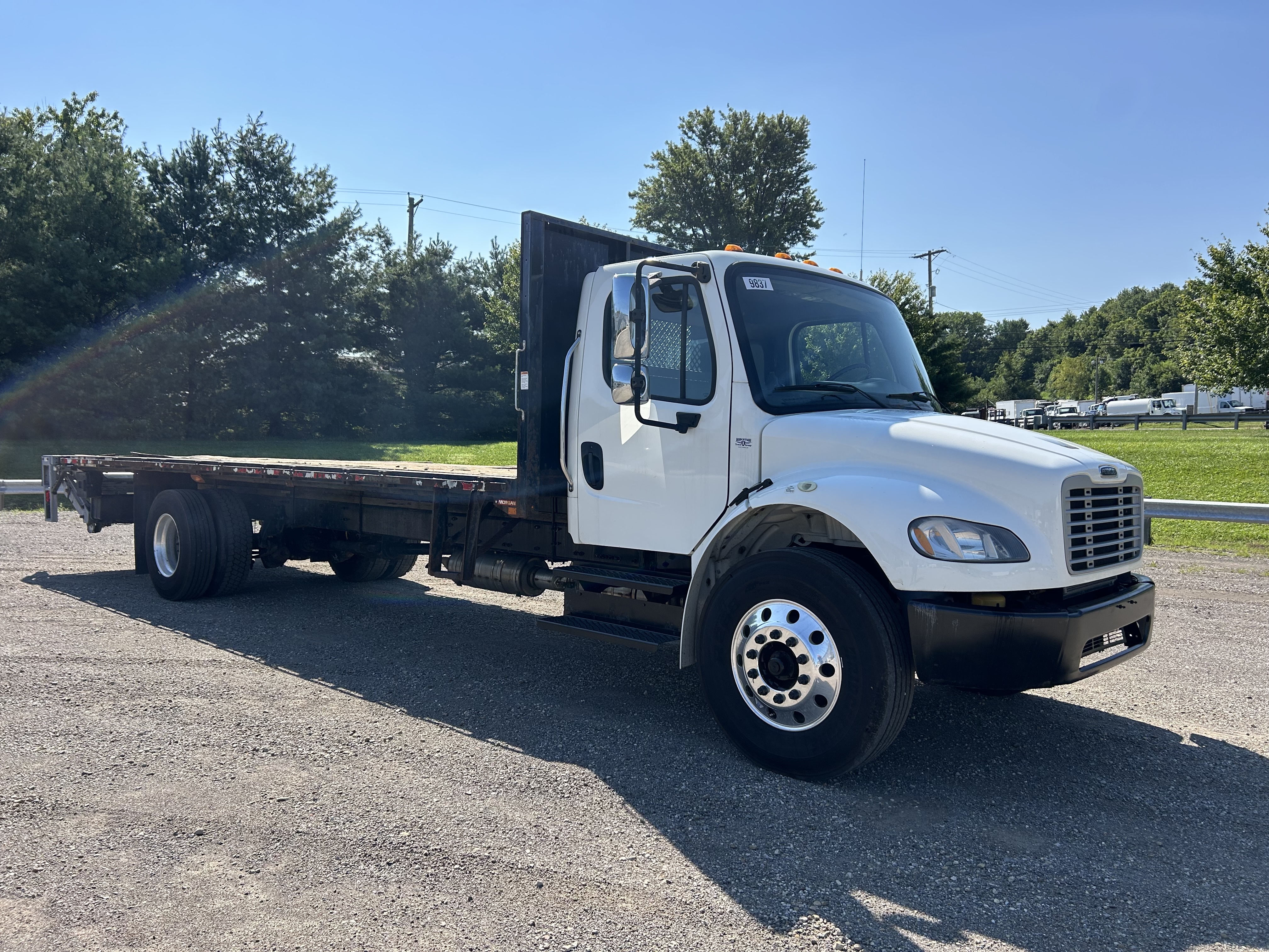 2017 FREIGHTLINER BUSINESS CLASS M2 106 in Mount Vernon, OH