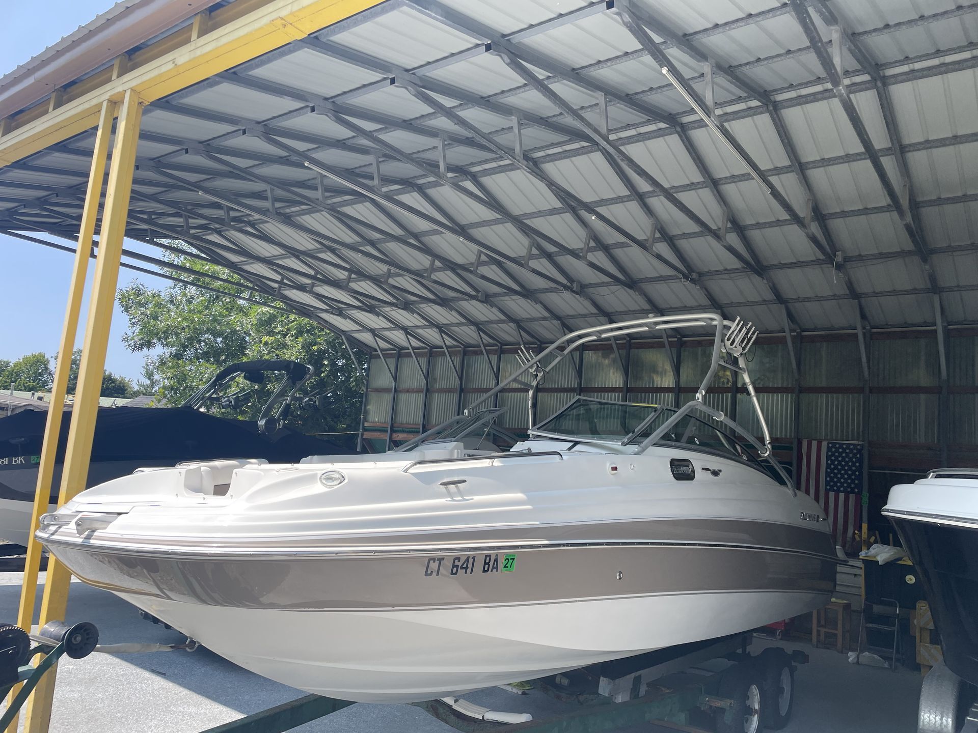2004 Four Winns 234 Funship in brookfield CT