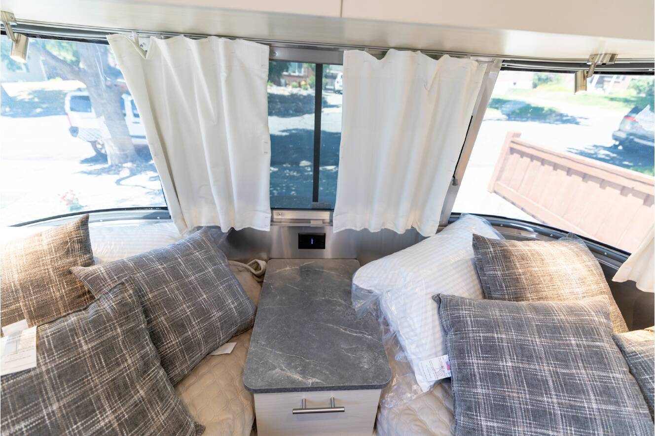 A photo of this 2025 Airstream FLYING CLOUD 23FB TWIN