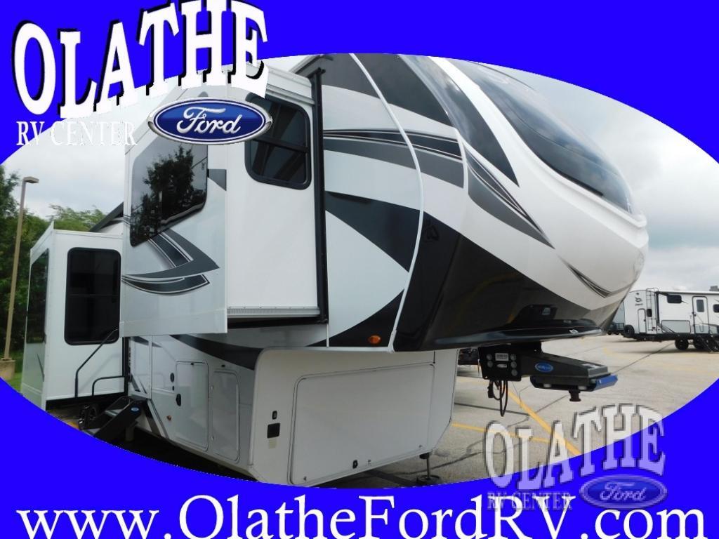 2024 Grand Design Solitude 380FL in gardner KS