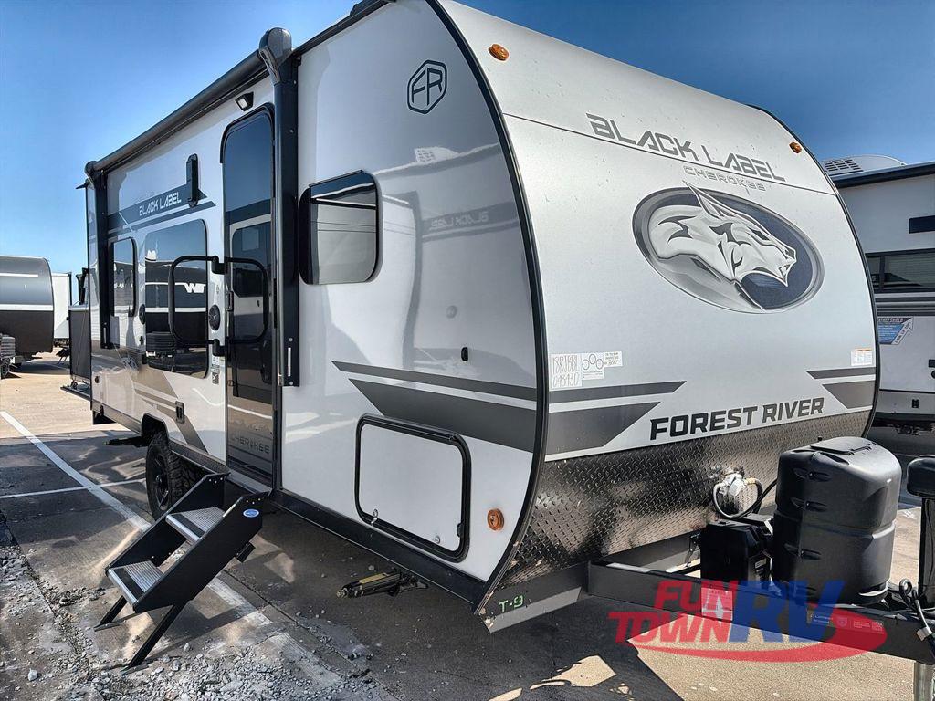 2027 Forest River Rv Cherokee Wolf Pup Black Label 18RJBWBL in corsicana TX