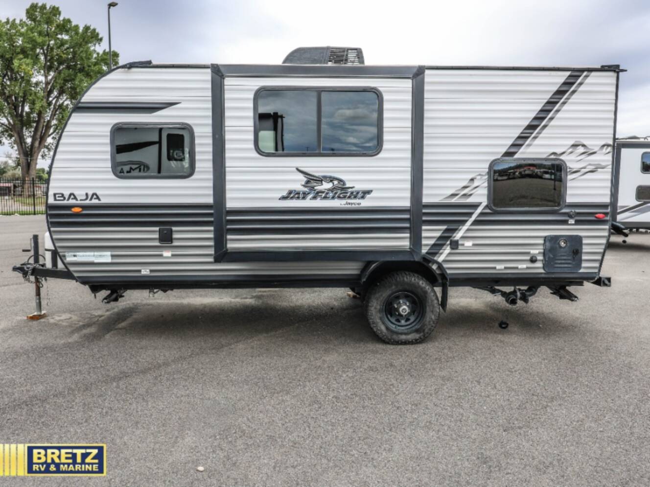 A photo of this 2024 Jayco Jay Flight SLX 184BS