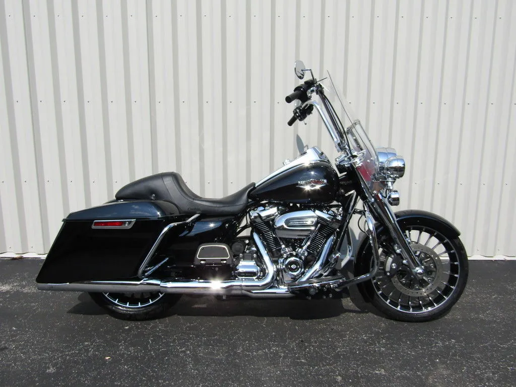 2018 Harley-Davidson® FLHR - Road King®