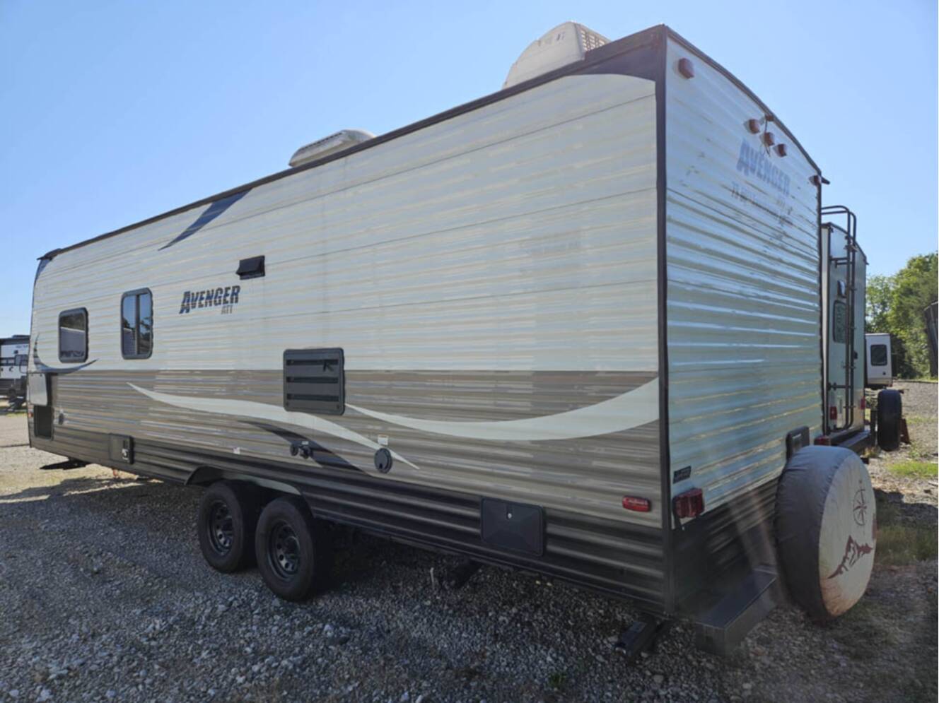 A photo of this 2016 Prime Time Avenger 26BB