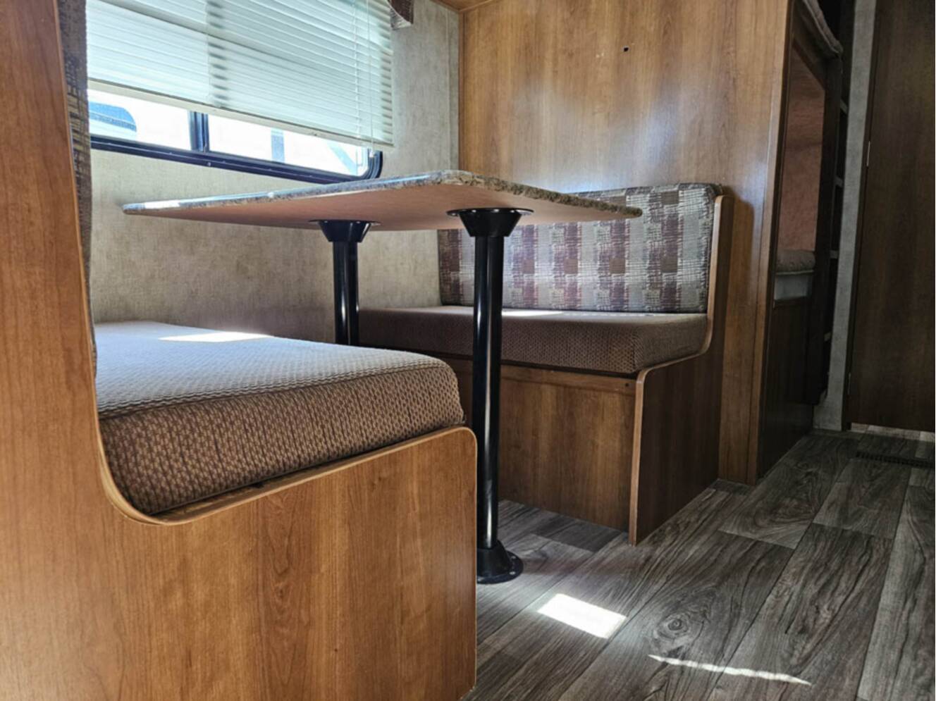 A photo of this 2016 Prime Time Avenger 26BB