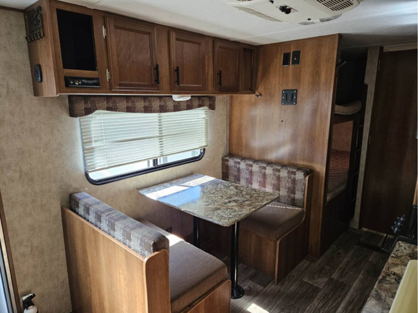 A photo of this 2016 Prime Time Avenger 26BB