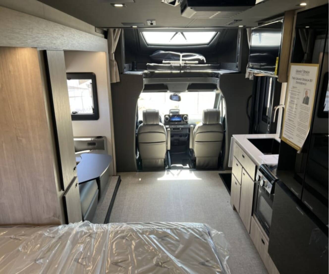 A photo of this 2026 Grand Design LINEAGE SERIES M 25FW-FBP