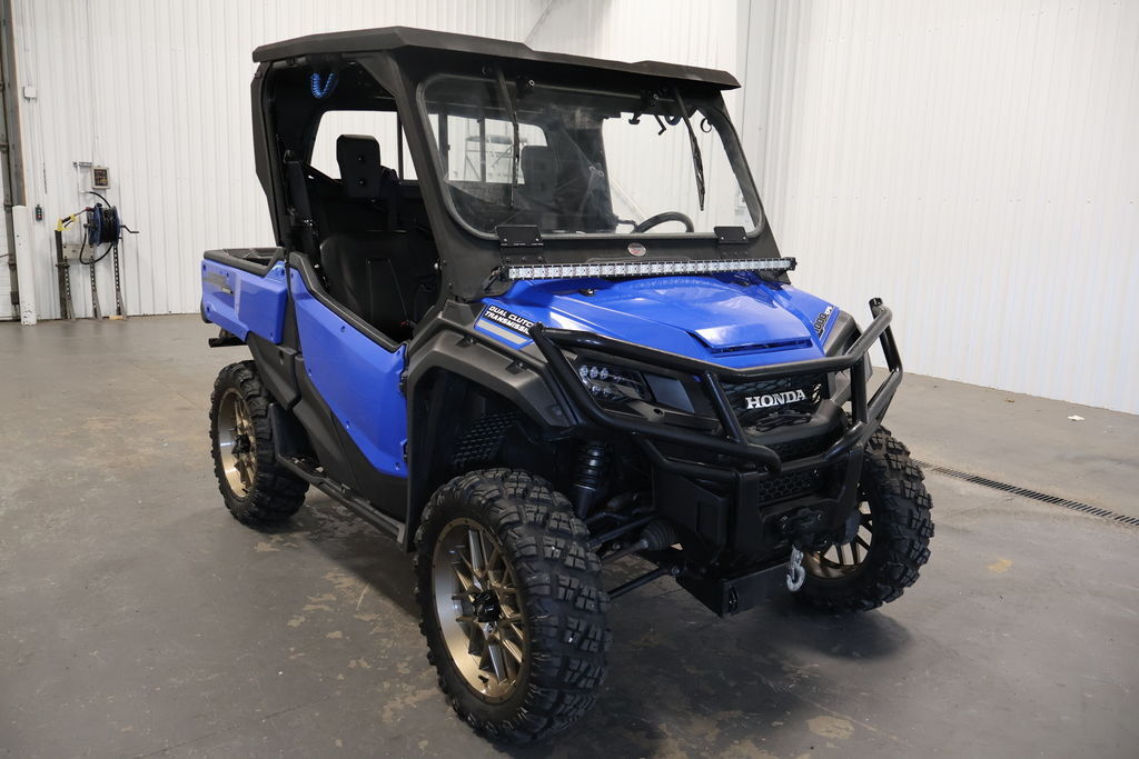 2021 Honda® 1000 Pioneer DLX BASE in kalamazoo MI
