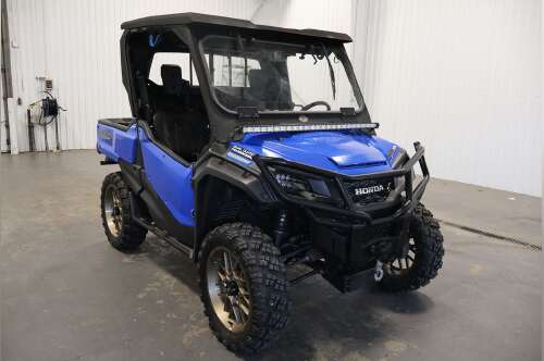 2021 Honda® 1000 Pioneer DLX BASE in kalamazoo MI