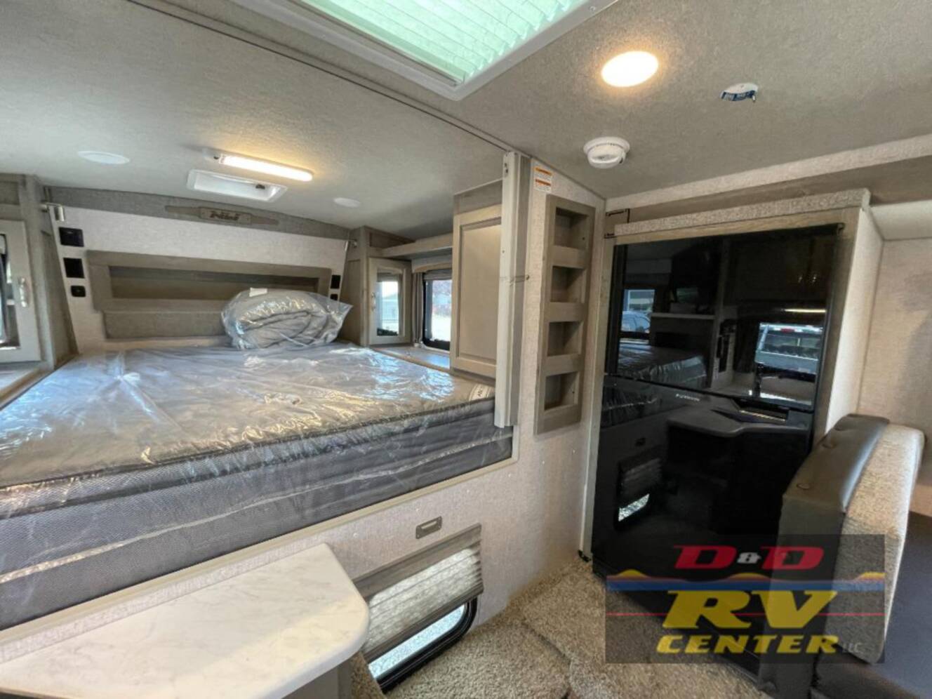 A photo of this 2027 Northwood Arctic Fox Camper 811