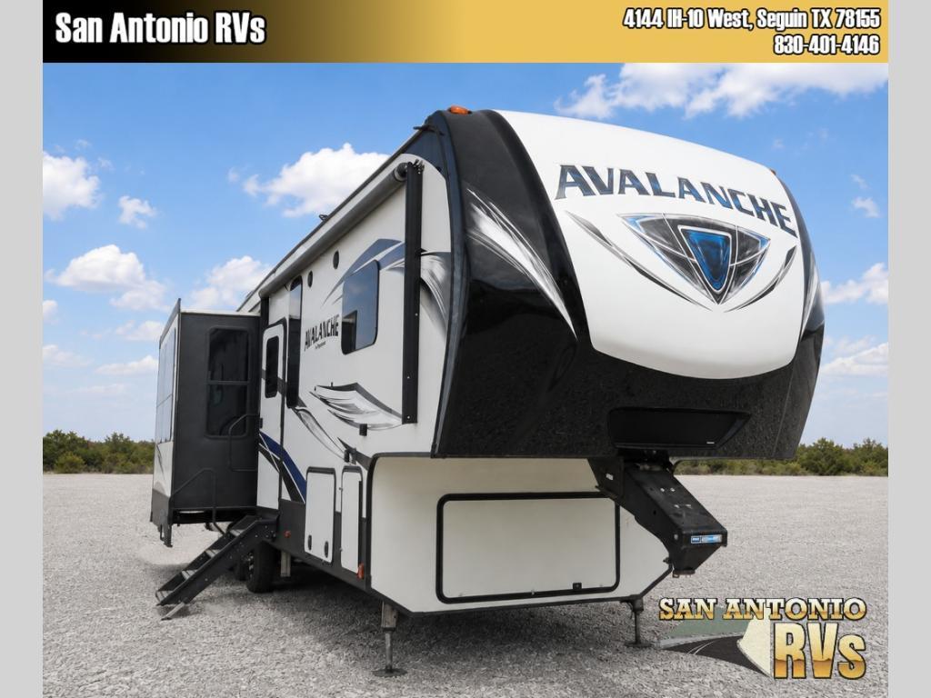 2018 Keystone Rv Avalanche 321RS in seguin TX
