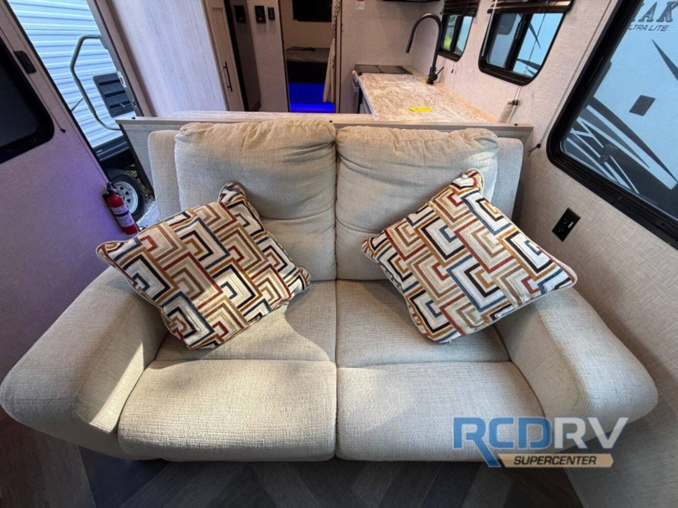 A photo of this 2024 Crossroads Rv Zinger Lite ZR259FL