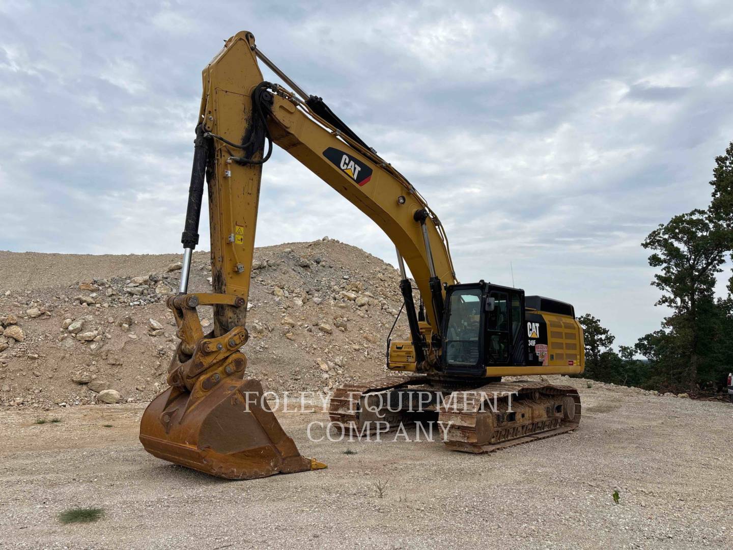 2018 CAT 349FL in Wichita, KS