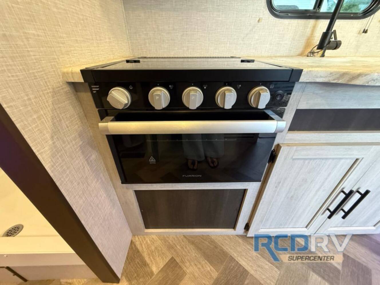 A photo of this 2024 Crossroads Rv Zinger Lite ZR259FL