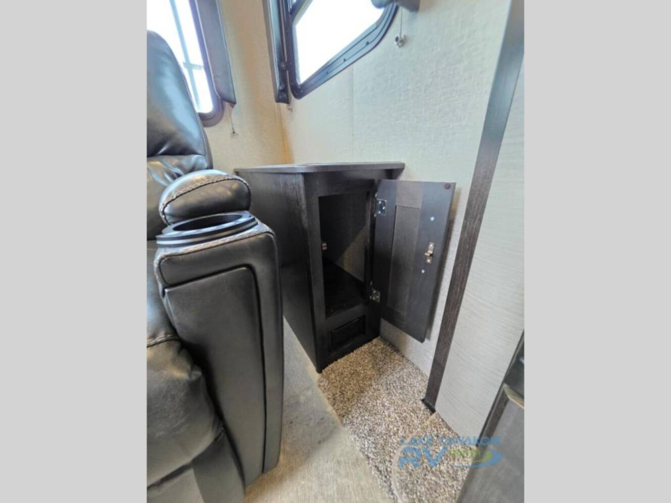 A photo of this 2020 Grand Design Imagine 2500RL