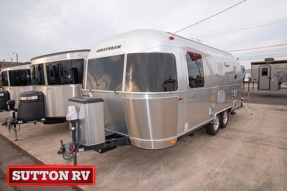 2017 Airstream Flying Cloud 23FB in eugene OR