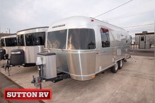 2017 Airstream Flying Cloud 23FB in eugene OR