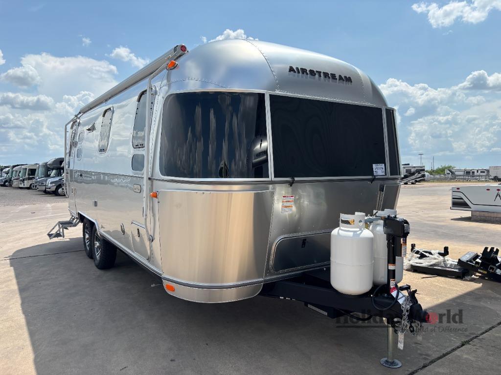 2027 Airstream Trade Wind 25FB in katy TX