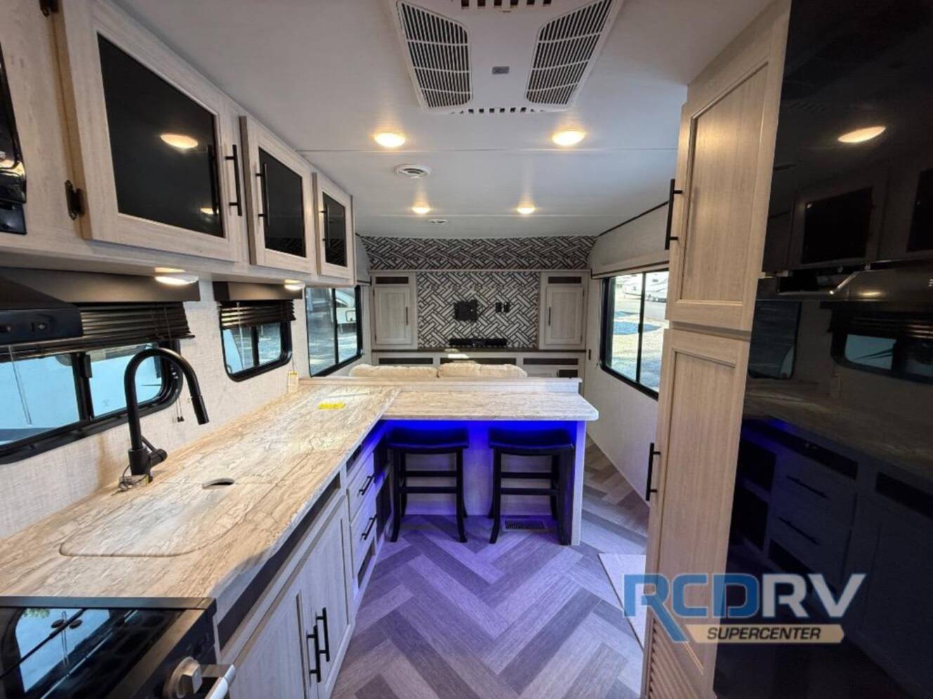 A photo of this 2024 Crossroads Rv Zinger Lite ZR259FL