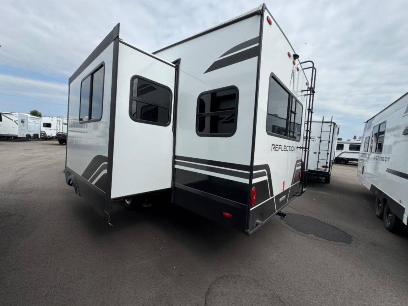 A photo of this 2026 Grand Design Reflection 100 Series 24RL