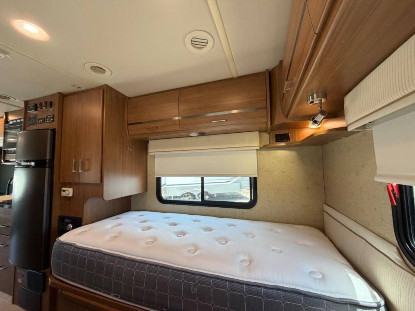 A photo of this 2015 Itasca Navion 24V