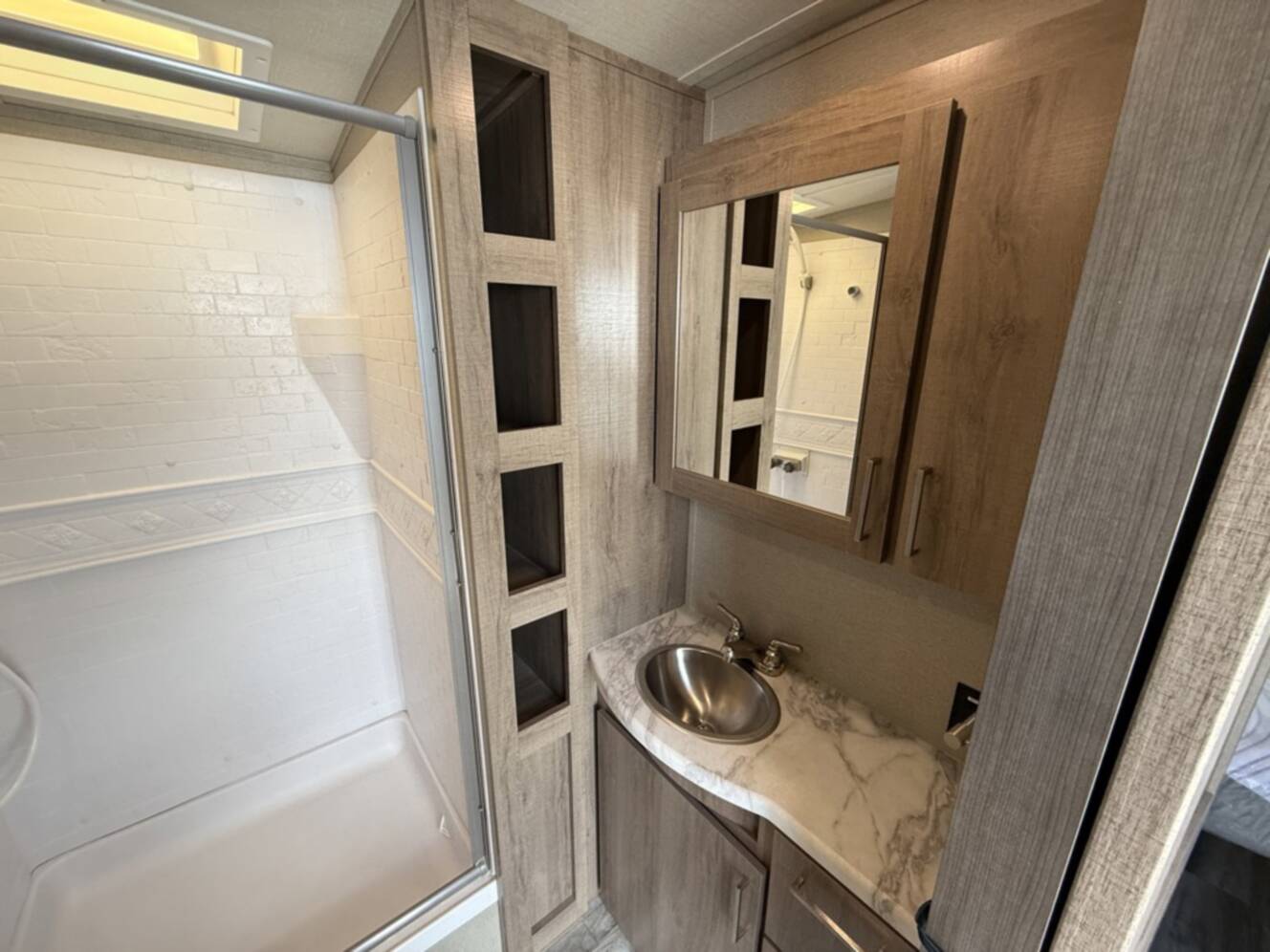 A photo of this 2022 Grand Design Imagine 2670 MK
