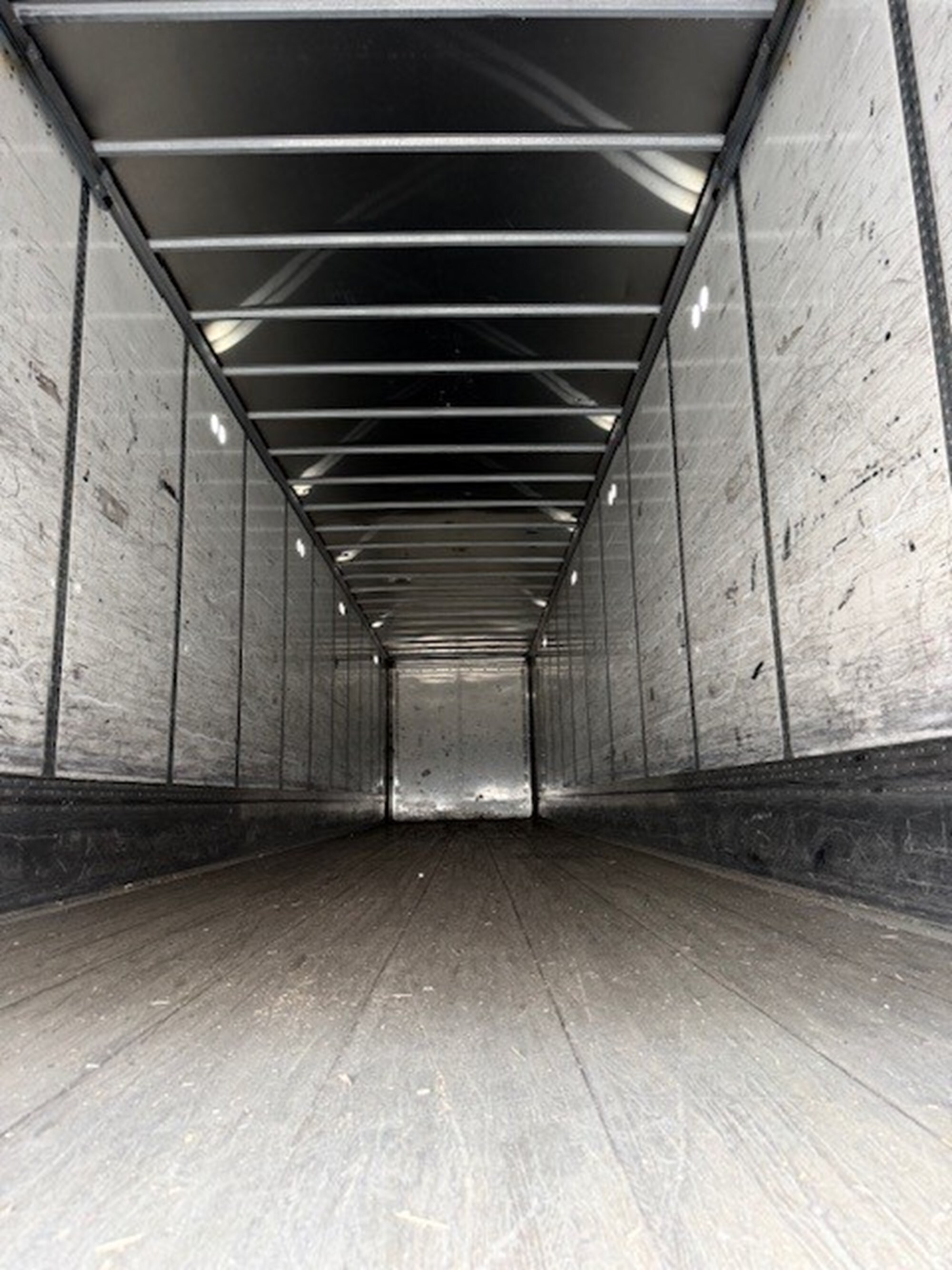 2017 Wabash 53' ROLL DOOR VAN in Chester, VA