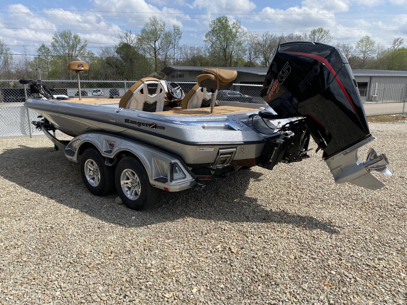 A photo of this 2026 Ranger Boats Z Comanche® Z520R Ultra