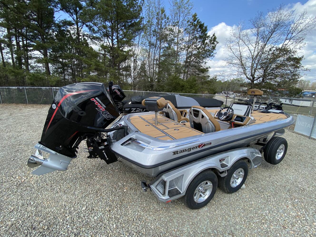 A photo of this 2026 Ranger Boats Z Comanche® Z520R Ultra