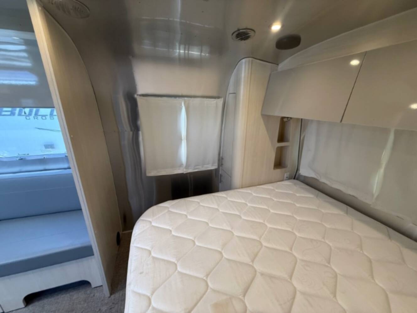A photo of this 2022 Airstream Flying Cloud 30FB Bunk