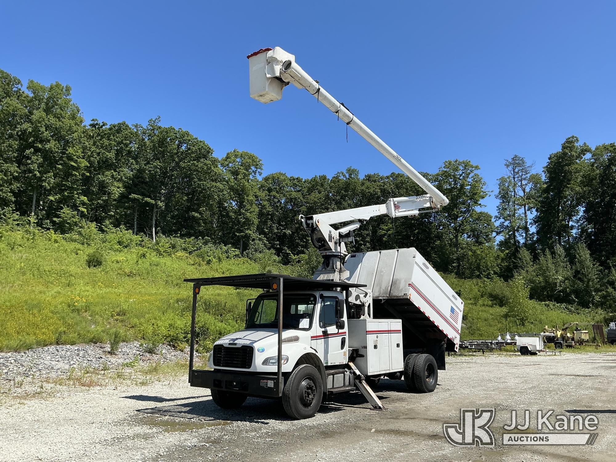 2015 FREIGHTLINER BUSINESS CLASS M2 106 in Shrewsbury, MA
