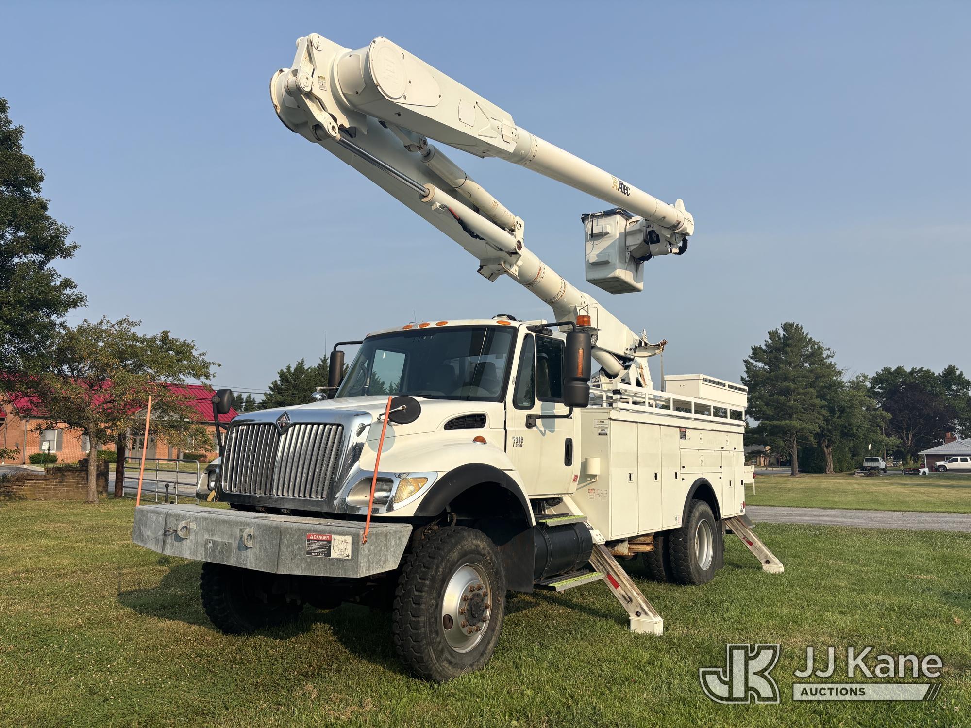 2004 INTERNATIONAL 7300 in Hagerstown, MD