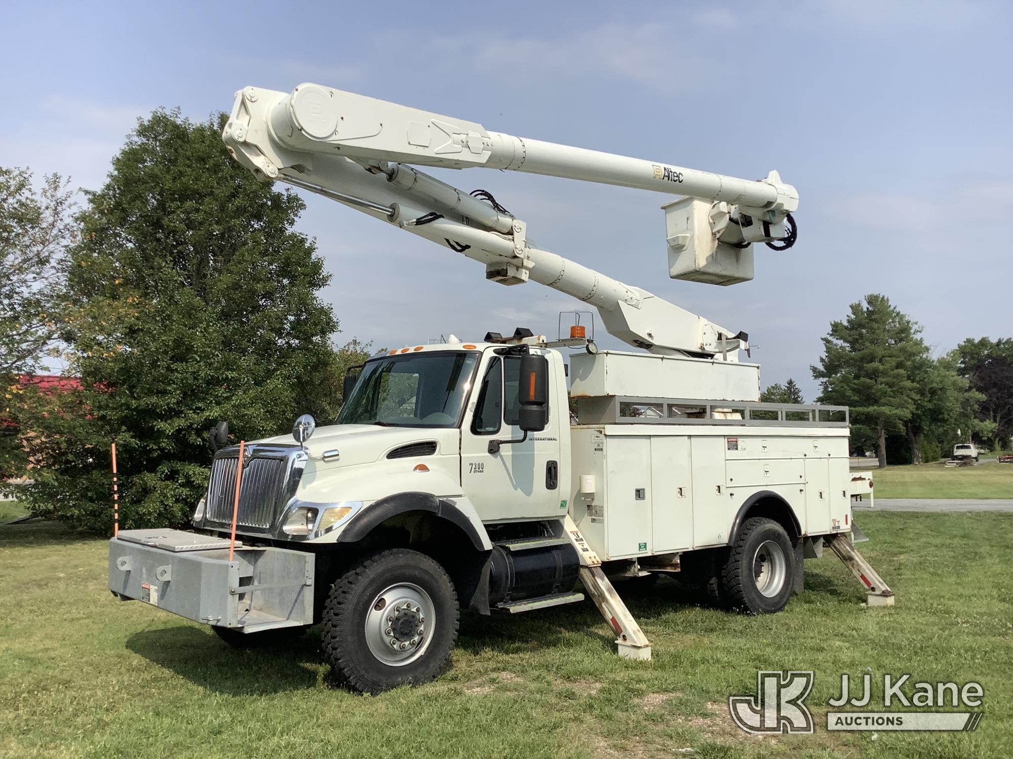 2004 INTERNATIONAL 7300 in Hagerstown, MD
