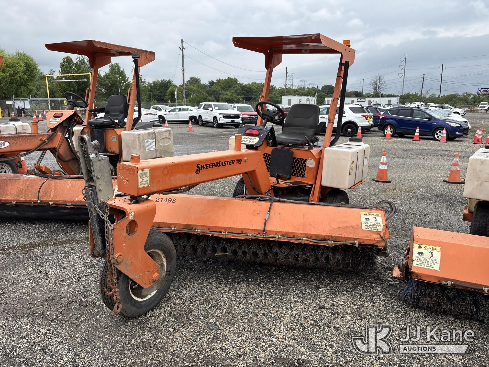 2014 Laymore Broom SM300 in Plymouth Meeting, PA