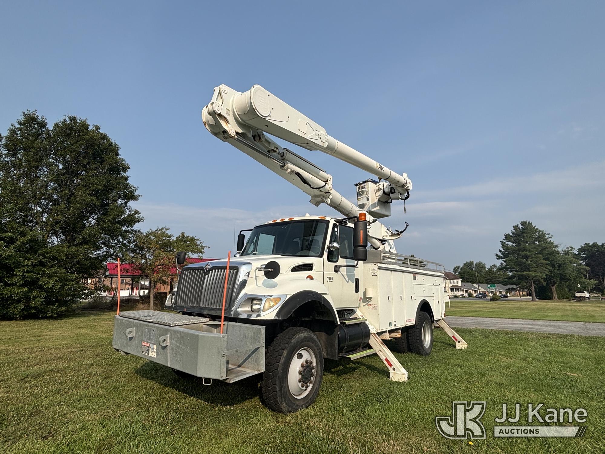 2004 INTERNATIONAL 7300 in Hagerstown, MD