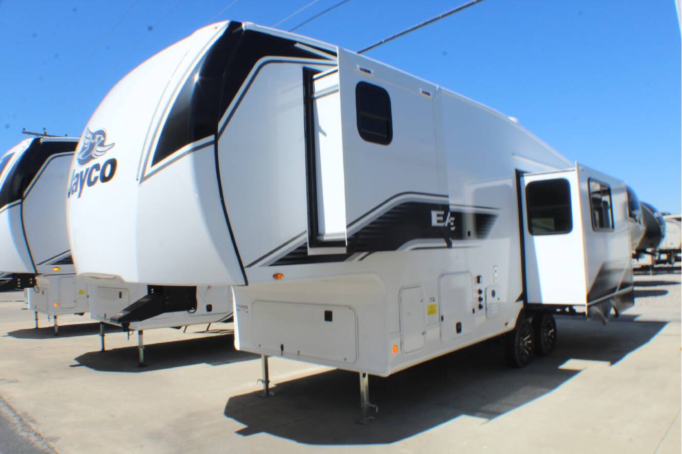 A photo of this 2026 Jayco Eagle SLE 24MLE