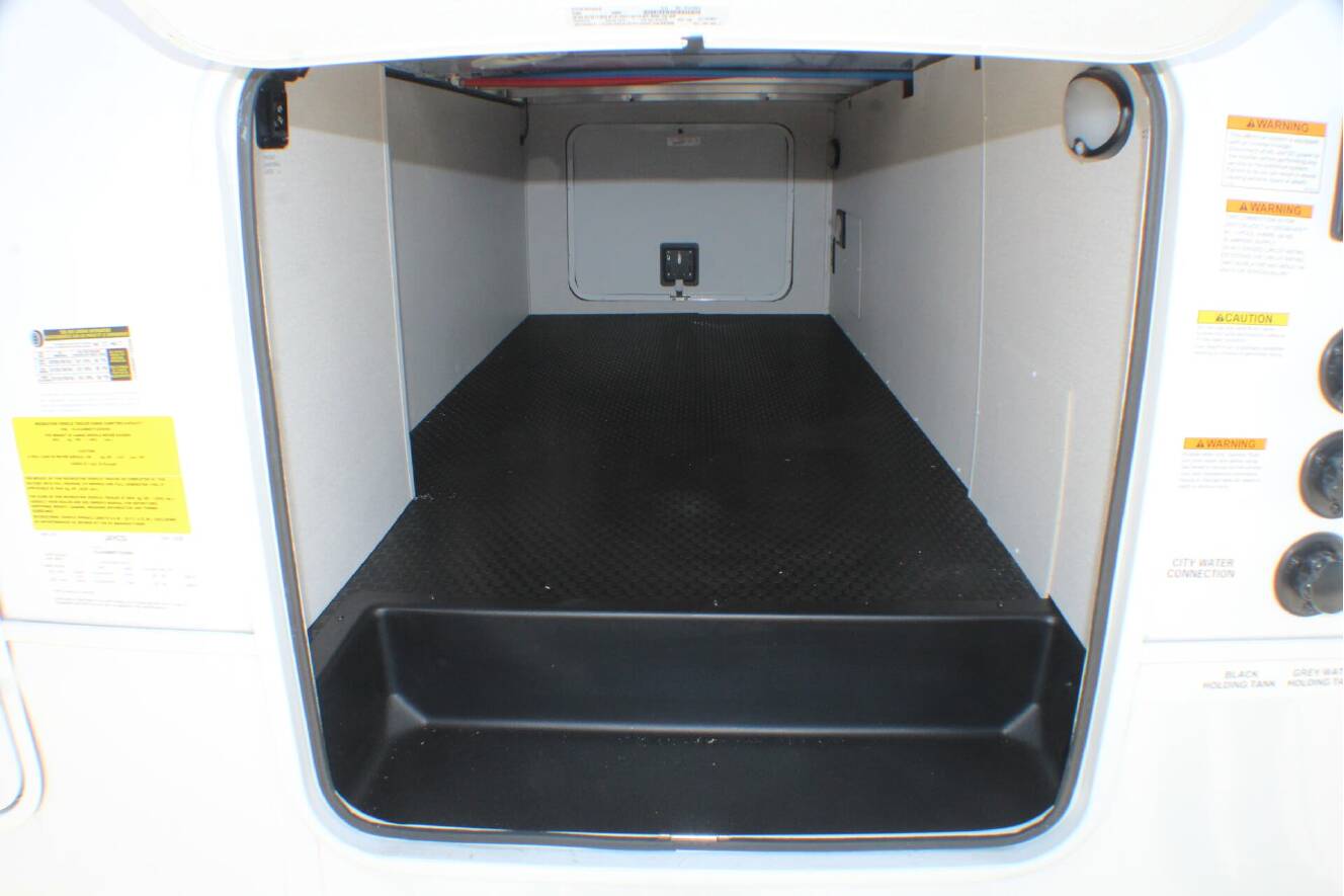 A photo of this 2026 Jayco Eagle SLE 24MLE