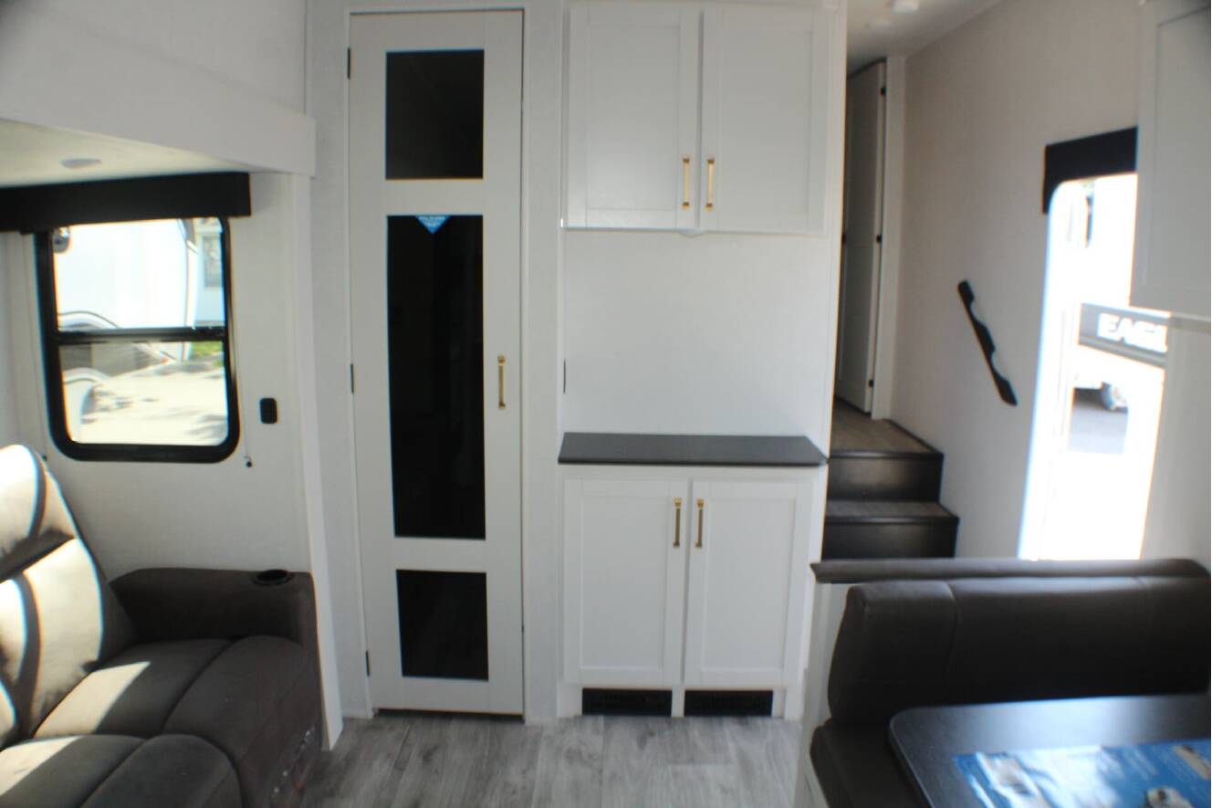 A photo of this 2026 Jayco Eagle SLE 24MLE