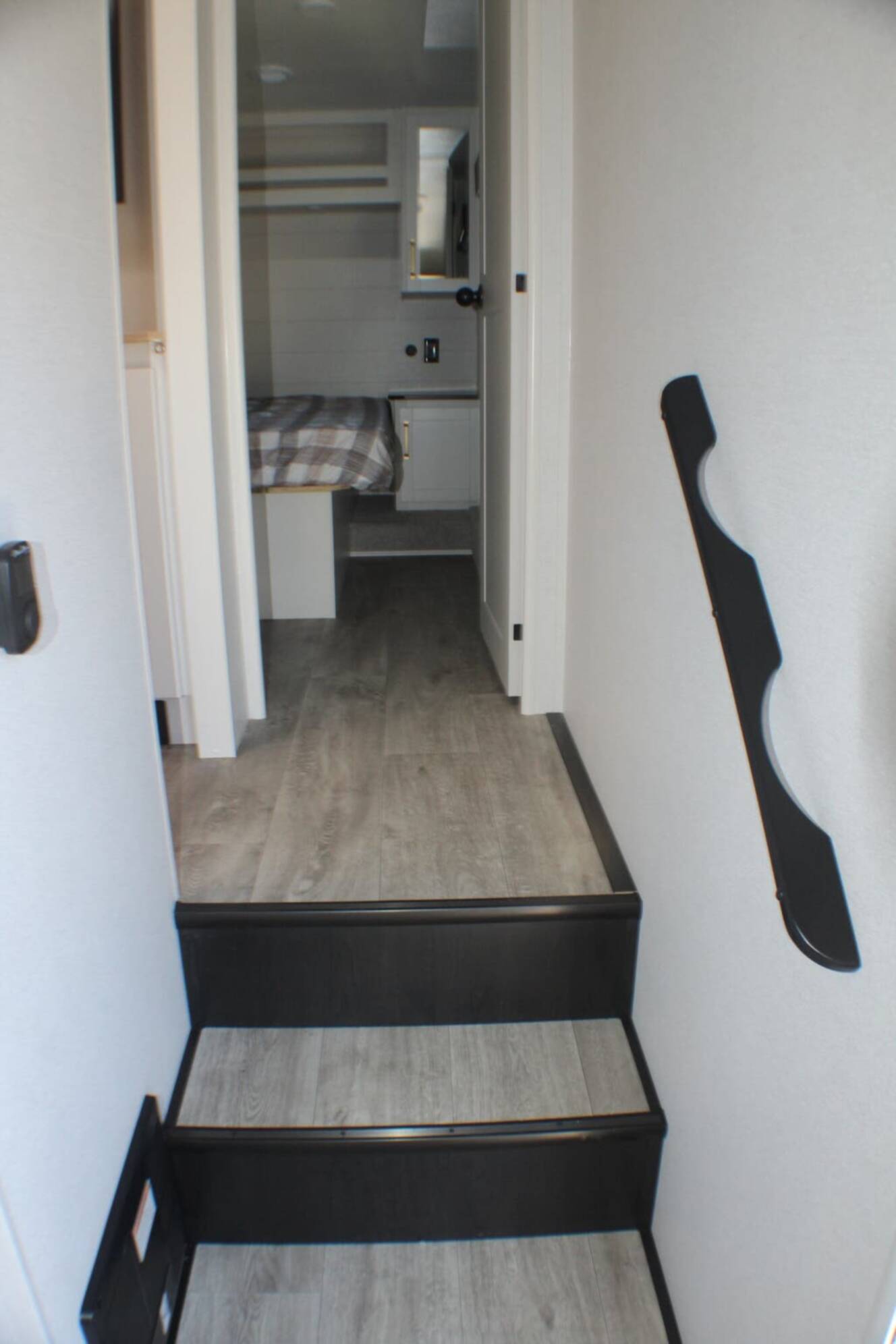 A photo of this 2026 Jayco Eagle SLE 24MLE