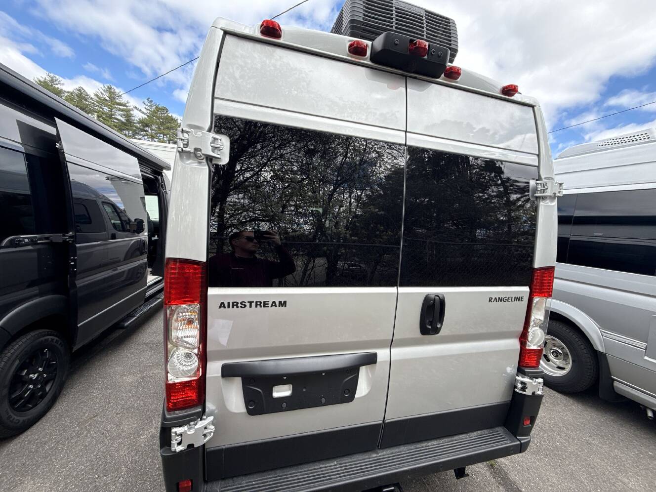 A photo of this 2026 Airstream Rangeline Rangeline