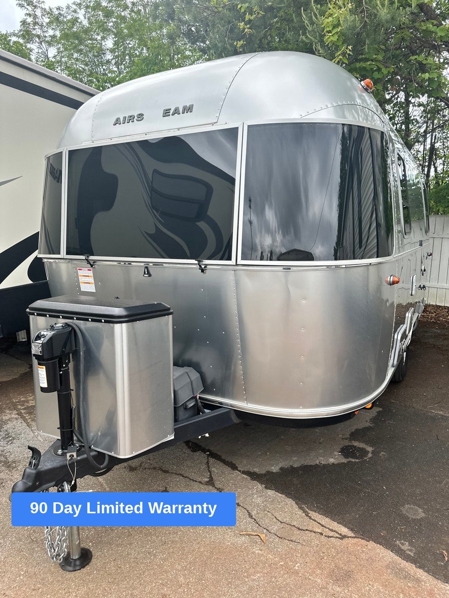 2024 Airstream Bambi 19CB in johnson city TN