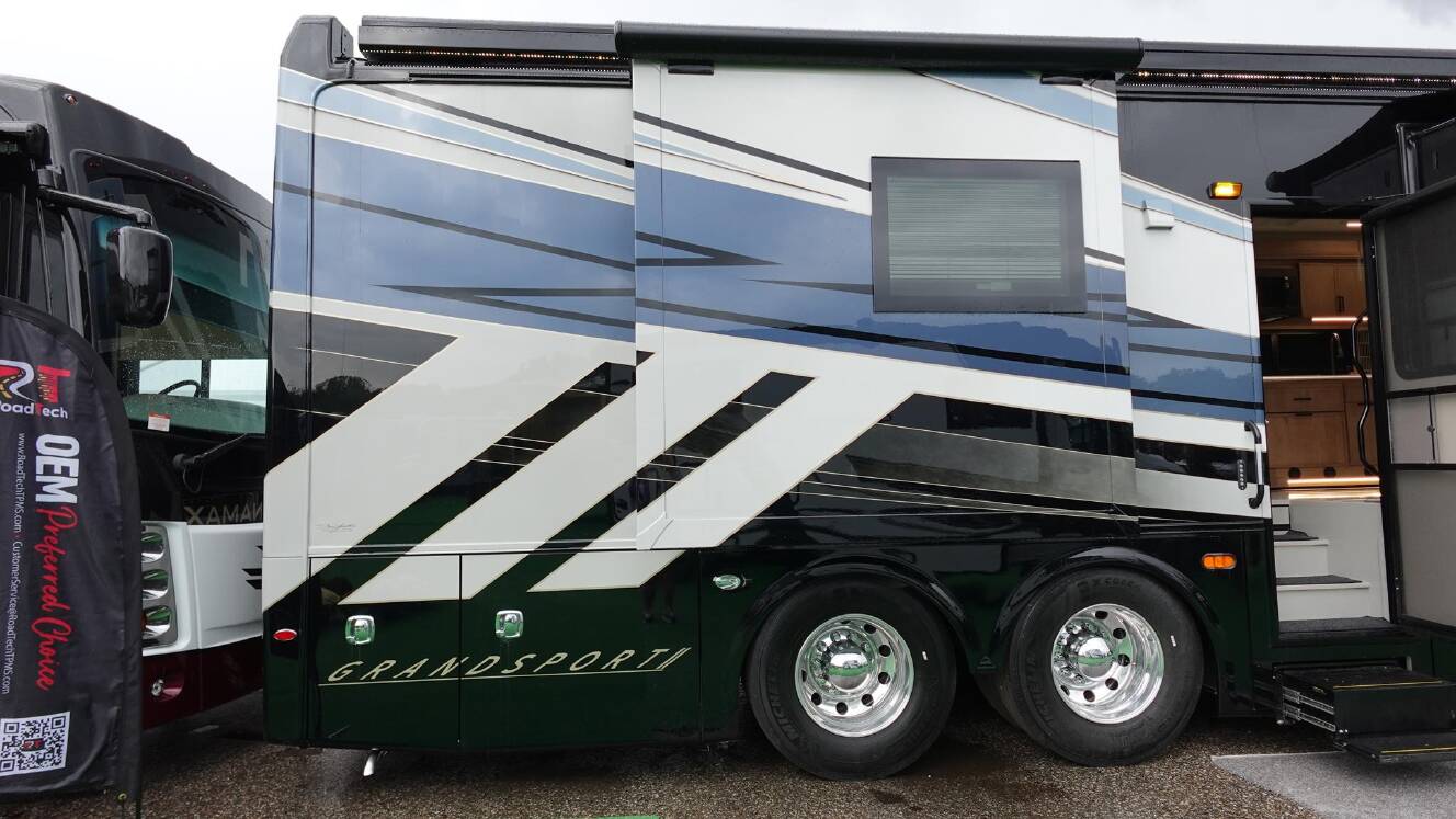 A photo of this 2027 Dynamax GRAND SPORT 45CB