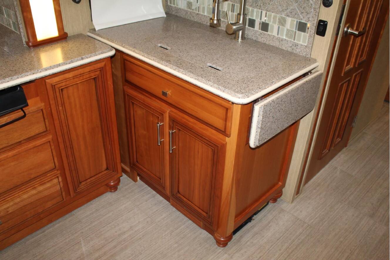 A photo of this 2016 Newmar VENTANA 3427