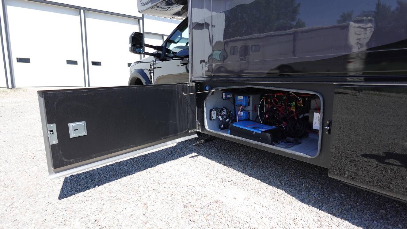 A photo of this 2027 Dynamax ISATA 6 30FW